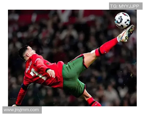 全球足球退役球星实力排名盘点 看看谁依然是足坛传奇巨星